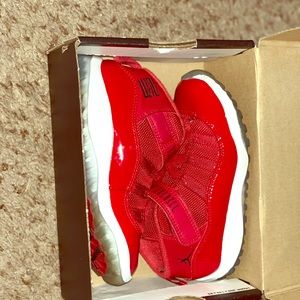 Retro Nike air Jordan 11 gym red